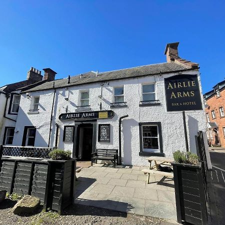 Airlie Arms Hotel Kirriemuir Εξωτερικό φωτογραφία