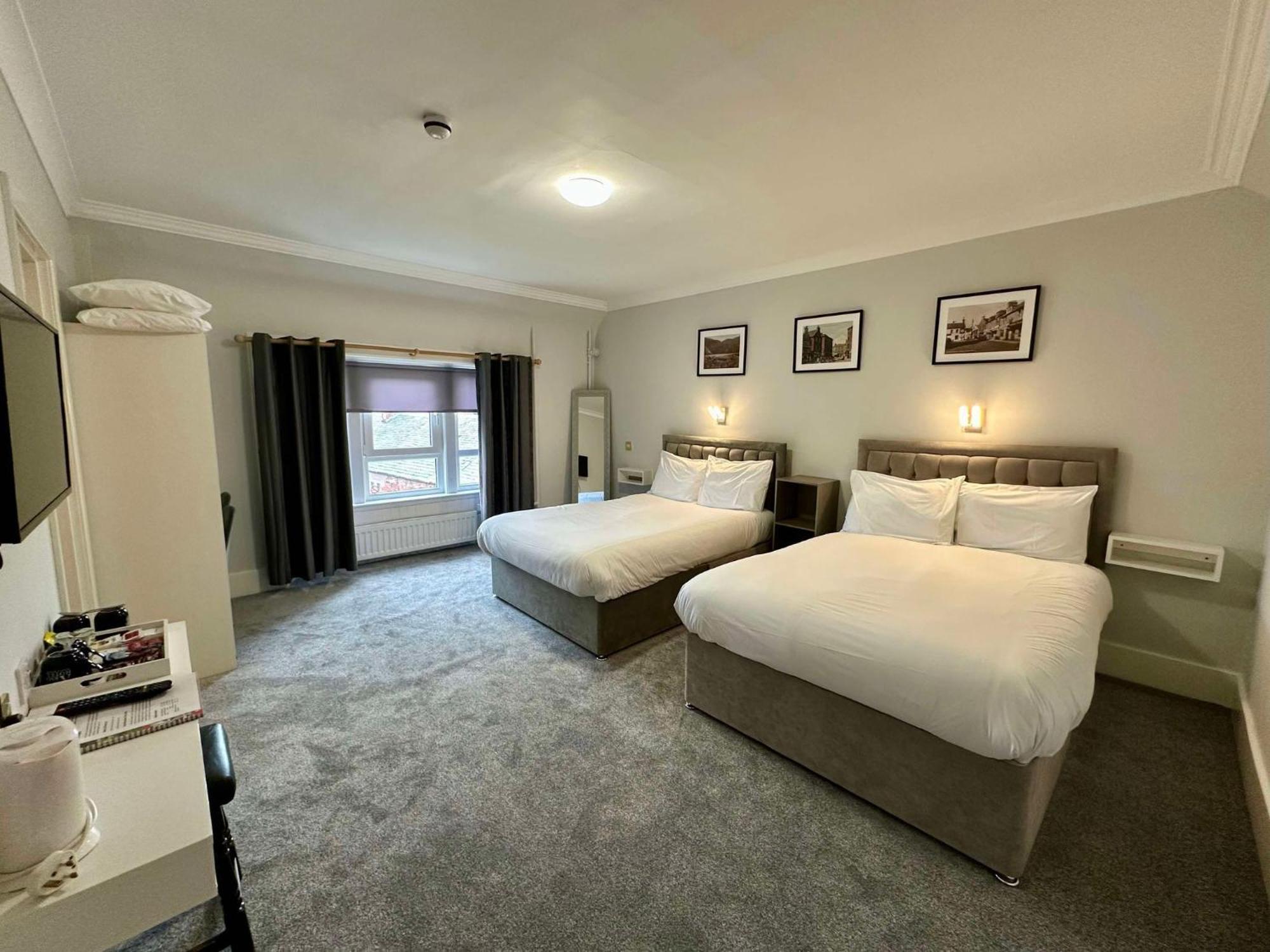 Airlie Arms Hotel Kirriemuir Εξωτερικό φωτογραφία